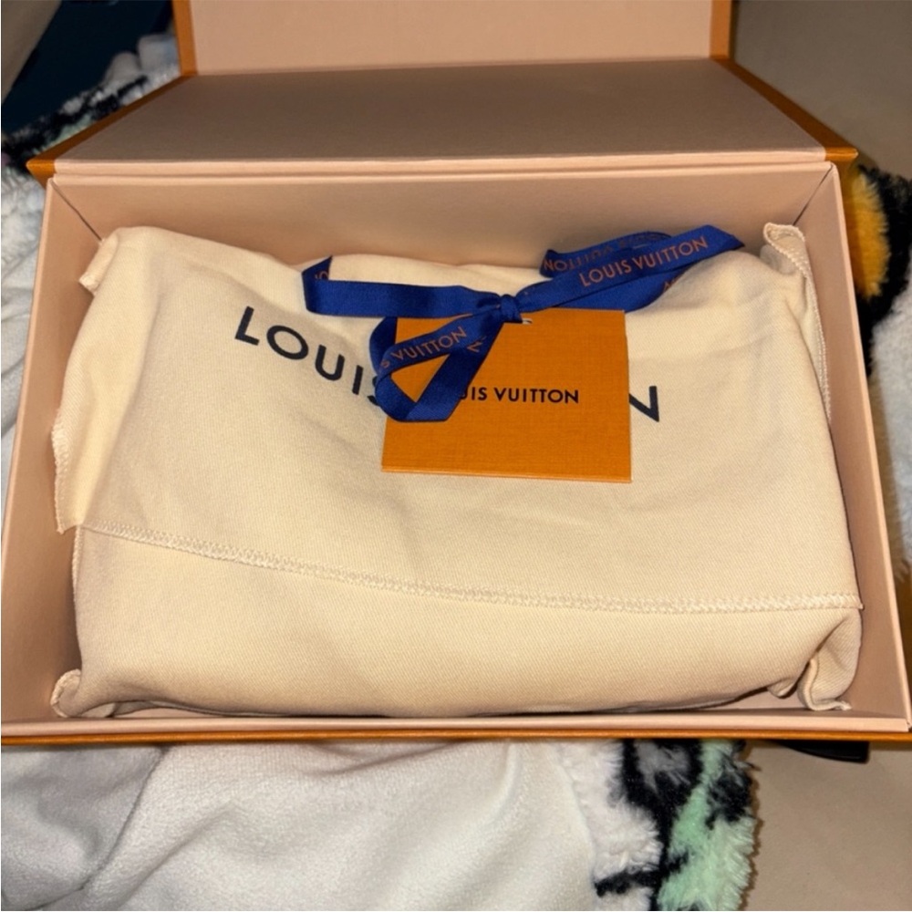 SOLD *EB 2025 LV X TM Murakami Multicolor Pochette Accessories Bag- NWT - Picture 13 of 14